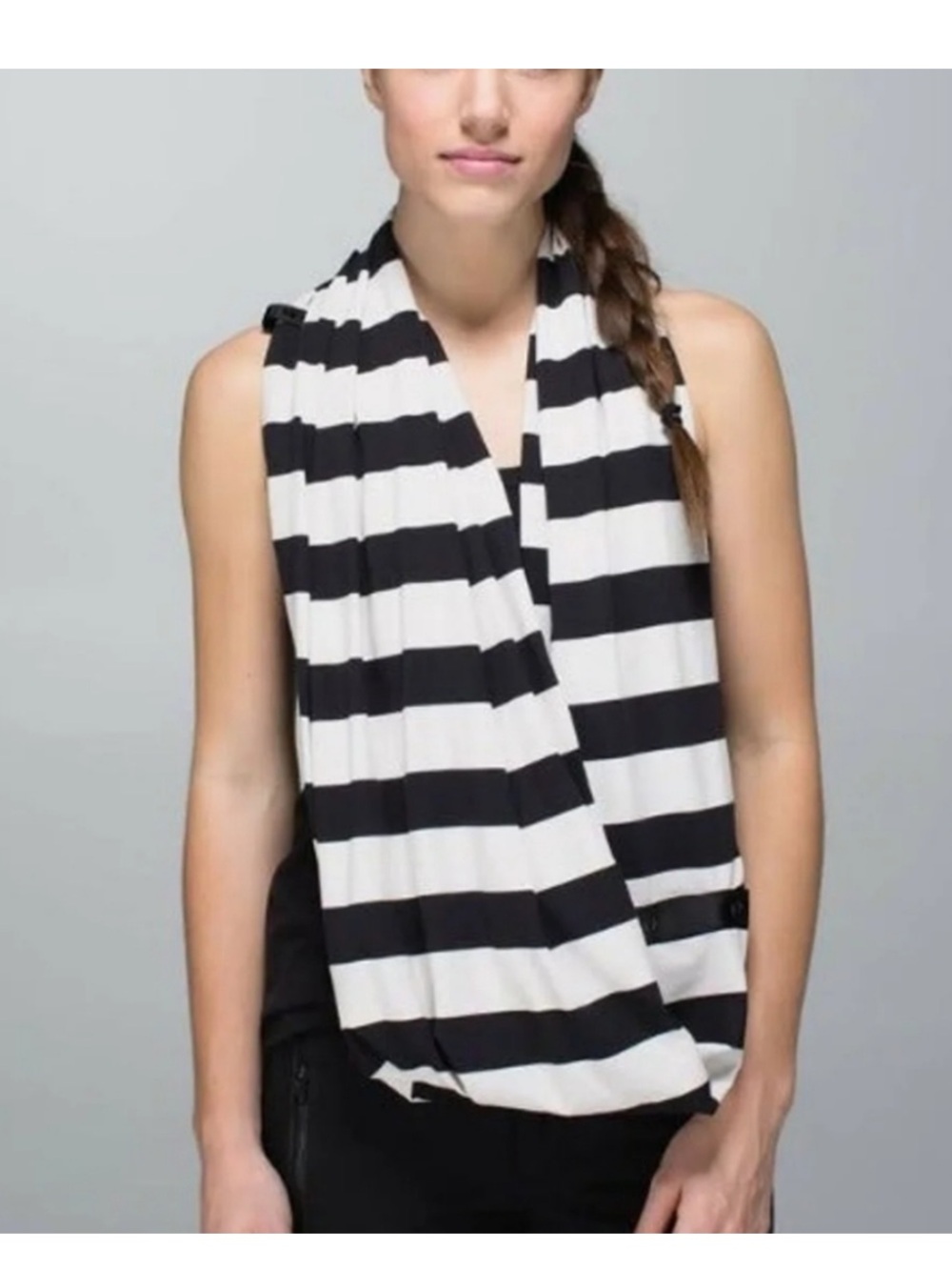 Lululemon black and white Stripe Vinyasa Scarf Athleisure
